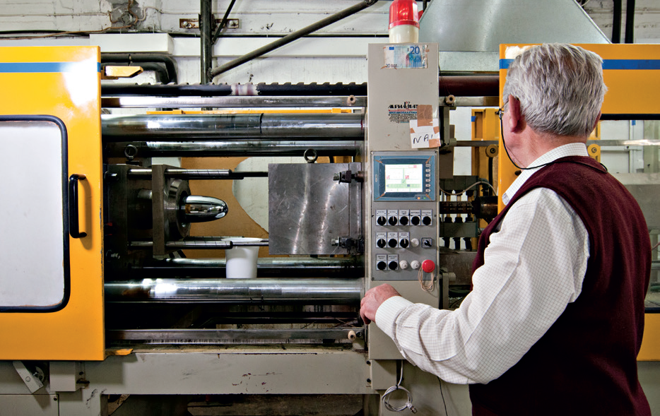 Injection Machine Globes – Μηχανη Injection μπαλες_2000